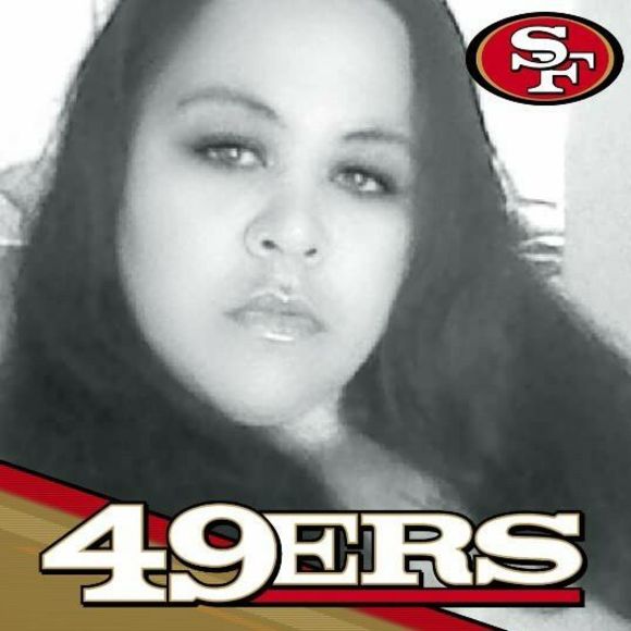 Meet your Posher, Malia - Picture 1 of 1